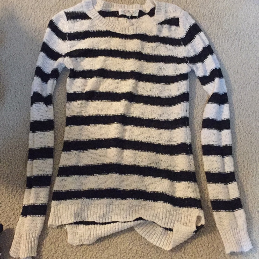 Long sleeve cream and black sweater